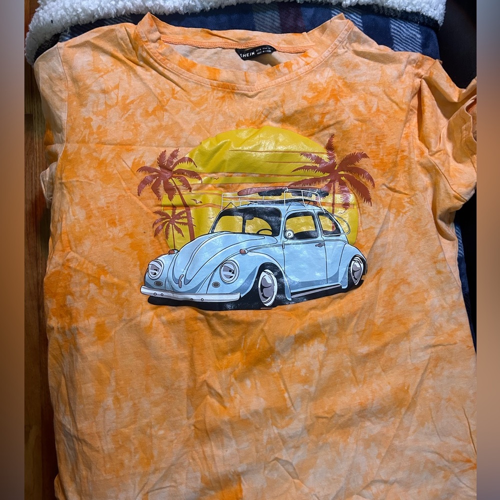 SHEIN, orange graphic tee